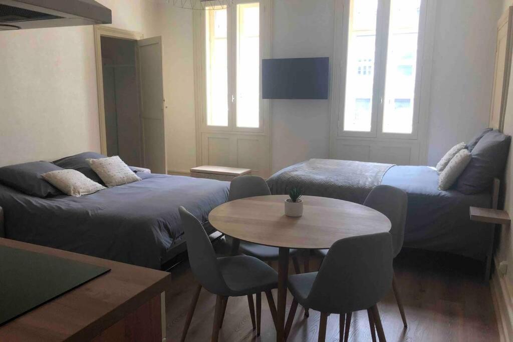 Beauneappart - Centre- Climatisation - Parking Gratuit Beaune  Bagian luar foto